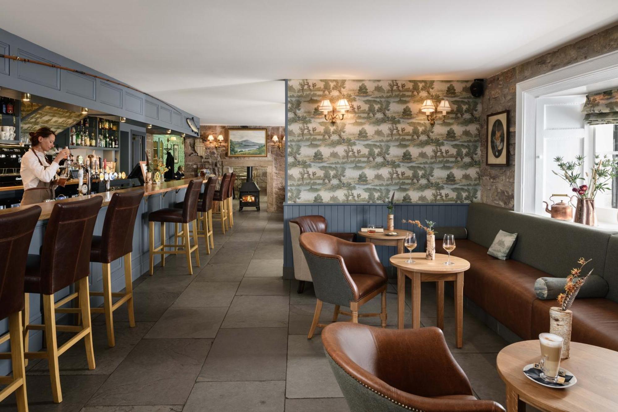 Meikleour Arms Hotel & Restaurant 外观 照片